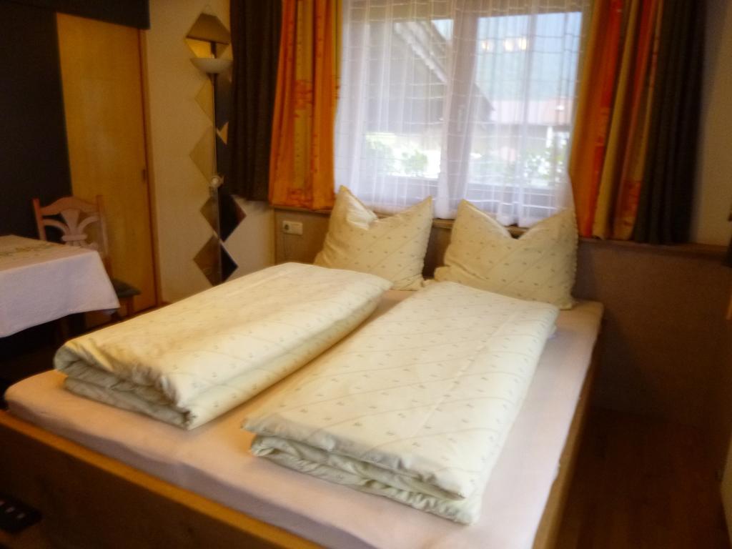 Ferienwohnungen Hauser ヴァイトリンク 部屋 写真
