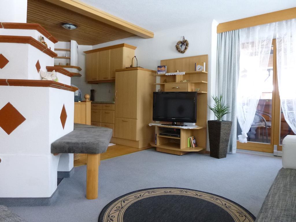 Ferienwohnungen Hauser ヴァイトリンク 部屋 写真